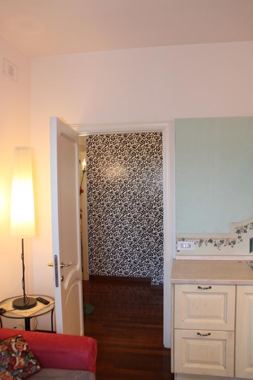 Dimora Rinaldi Apartment Empoli Phòng bức ảnh